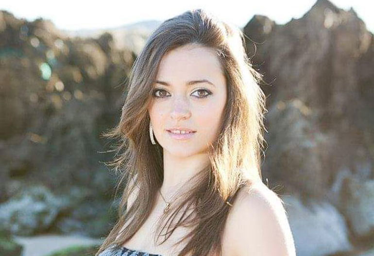 Chanteuse espagnole decede sur scene dans explosion effet pyrotechnique